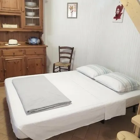 Dom wakacyjny Kisi Home, Between And Mountain Sueglio