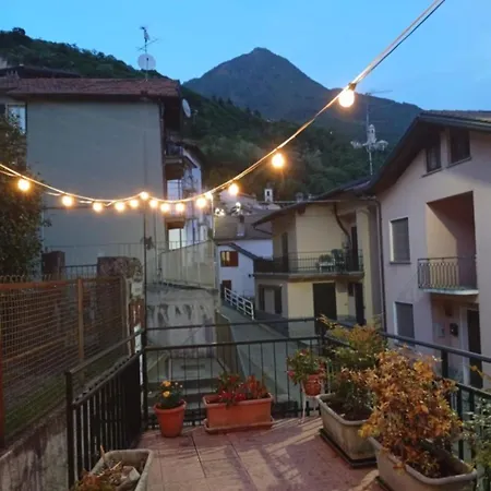 Kisi Home, Between And Mountain *
