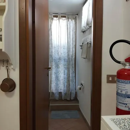 Kisi Home, Between And Mountain Sueglio